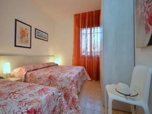 2 bedrooms