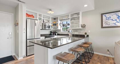 Indian Pointe Lake View Pets!