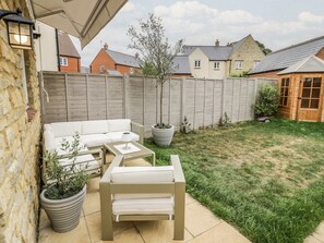 Terrace/patio - Silverstone Paddock Retreat (Towcester)