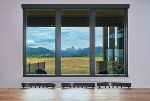 Interior - Luxury Home w/Panoramic Teton Views -  Hot Tub (Driggs)