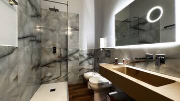 Junior Room, City View | Bathroom | Shower, free toiletries, hair dryer, bidet