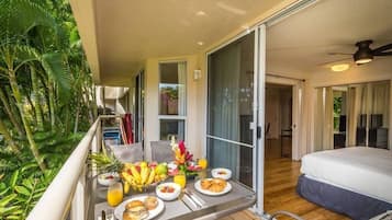 Comfort Apartment, Mountain View | Balcony