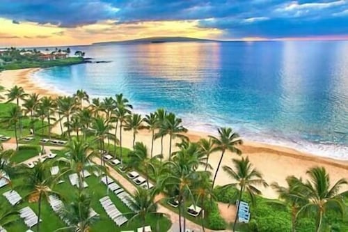 Signature Residences at Maui Banyan