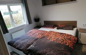 2 bedrooms, free WiFi, bed sheets