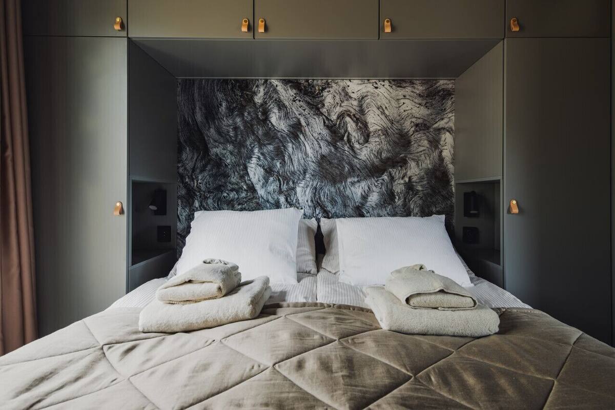 Blackout drapes, soundproofing, iron/ironing board, WiFi (free)