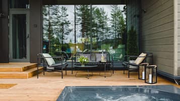 經典別墅, 3 間臥室, 部分湖景 | 露台/庭院