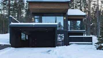 Exclusive Villa, 4 Bedrooms, Hill View | Exterior