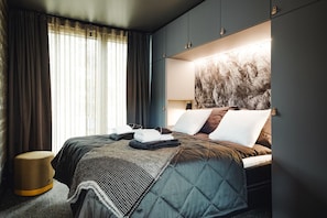 Pimennysverhot, äänieristys, silitysrauta/-lauta, ilmainen Wi-Fi