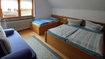 3 makuuhuonetta, Wi-Fi, vuodevaatteet