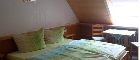3 chambres, Wi-Fi, literie fournie