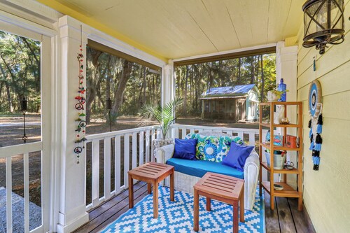  Gorgeous Boho 2-bedroom cottage nestled in nature on Daufuskie Island!