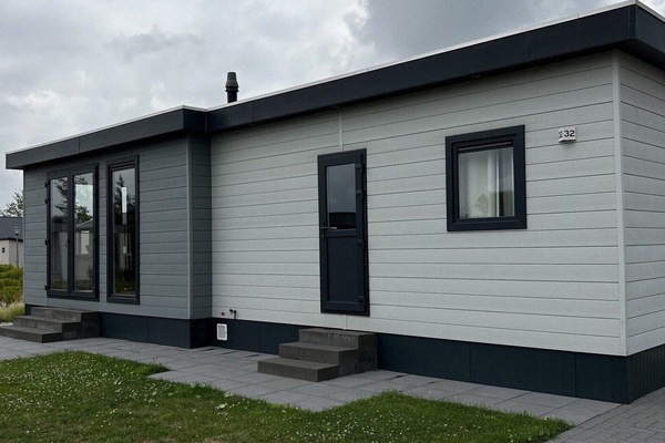 Vorderseite des Ferienparks De Zeeuwse Parel – Noordzee Deluxe