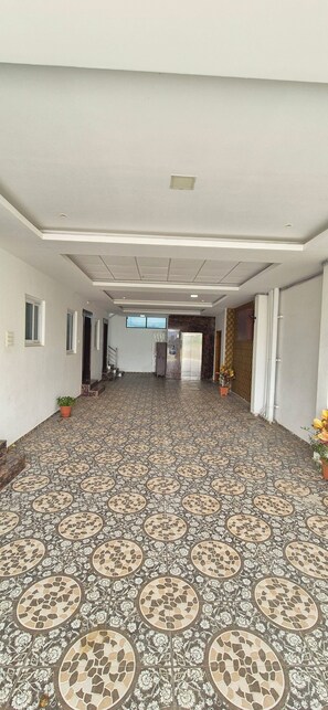 Reception - JR Service Apartment  (Coimbatore)