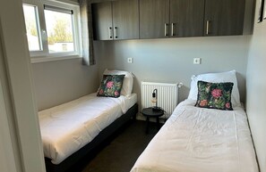 3 bedrooms, free WiFi, bed sheets