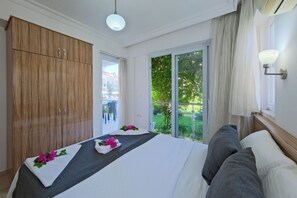 2 chambres, fer et planche à repasser, Wi-Fi, literie fournie