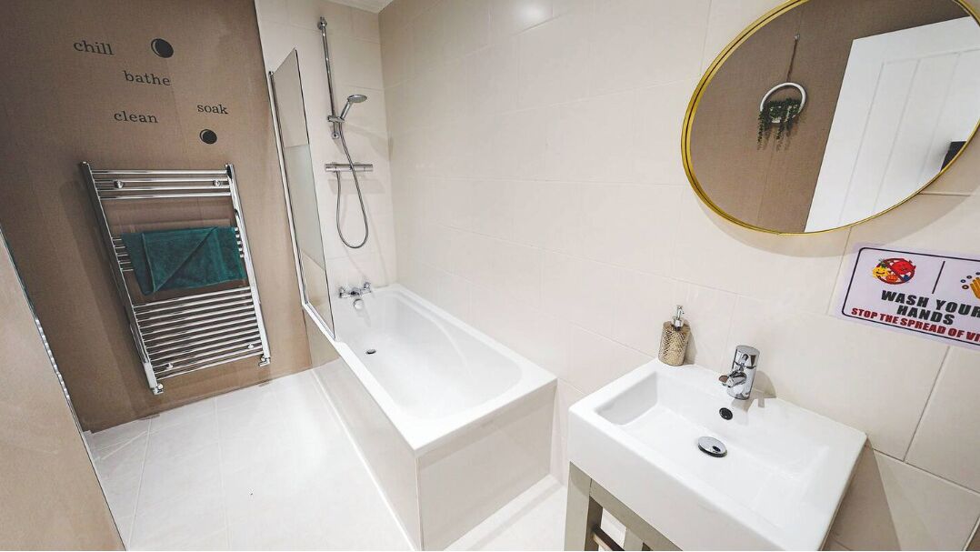 Apartment | Bathroom
