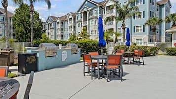 Condo, 2 Bedrooms | Outdoor dining