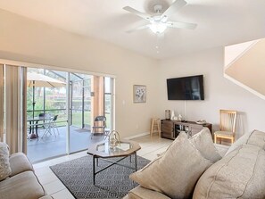 Townhome, 4 Bedrooms | Living area