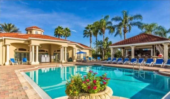 Pool | Outdoor pool - 3br Townhome At Emerald Resort Near Disney 3 Bedroom Townhouse (Kissimmee)