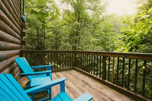 Cabin, 2 Bedrooms | Property grounds