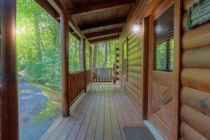 Cabin, 2 Bedrooms | Terrace/patio - Rosey Bear 2 Bedroom Cabin (Sevierville)