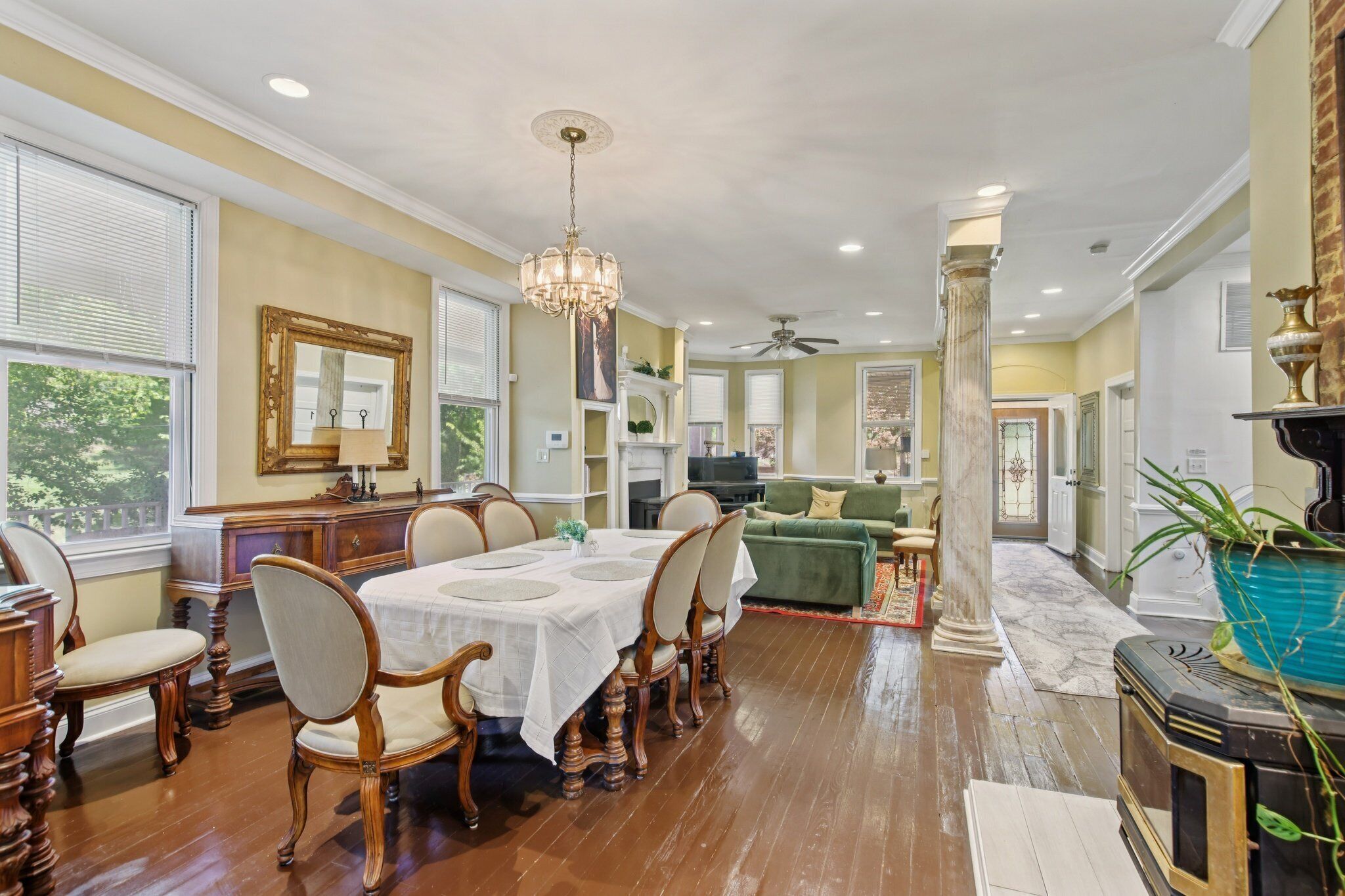 บ้านพัก, หลายห้องนอน | ภายใน