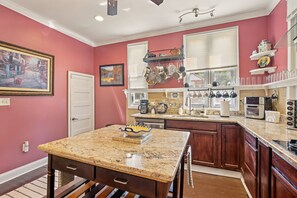 House, Multiple Bedrooms | Private kitchen | Fridge, oven, coffee/tea maker, toaster