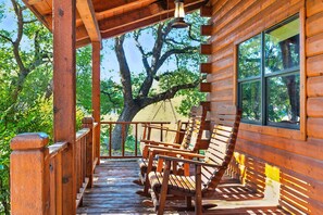 Cabin, 3 Bedrooms | Terrace/patio