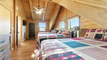 Cabin, 3 Bedrooms | 3 bedrooms, laptop workspace, free WiFi