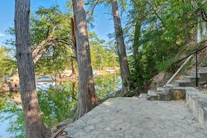Cabin, 3 Bedrooms | Property grounds