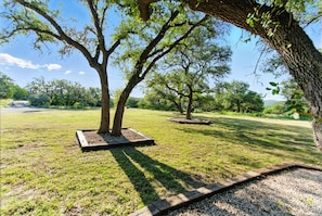 Cabin, 3 Bedrooms | Property grounds