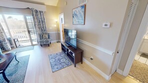 Condo, 2 Bedrooms | Living area