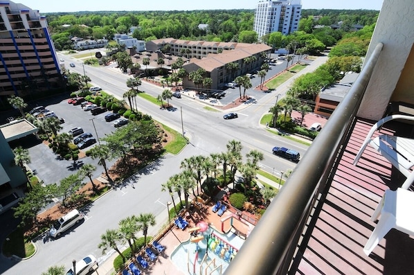 Condo, 1 Bedroom | Property grounds