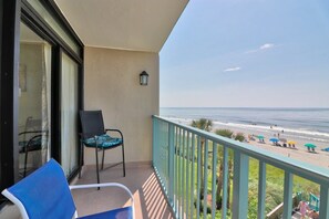 Condo, 1 Bedroom | Property grounds