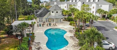 Condo, 2 Bedrooms | Exterior