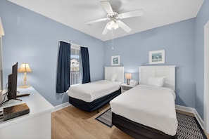 Condo, 2 Bedrooms