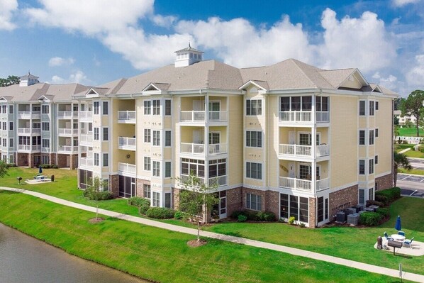 Condo, 3 Bedrooms | Exterior