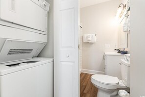 Condo, 1 Bedroom | Bathroom | Towels