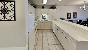 Condo, 3 Bedrooms | Private kitchen