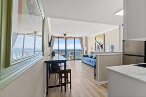 Appart'hôtel, 1 chambre | Coin séjour