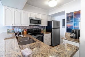 Condo, 2 Bedrooms | Private kitchen