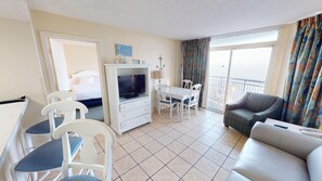 Condo, 2 Bedrooms | Living area