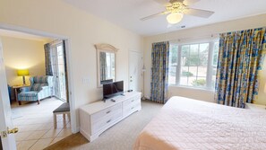 Condo, 2 Bedrooms