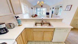 콘도, 침실 2개 | 전용 주방 | 냉장고, 오븐, 커피/티 메이커, 토스터