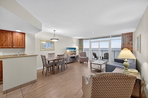 Condo, 1 Bedroom | Living area
