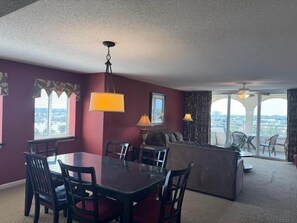 Condo, 3 Bedrooms | Living area