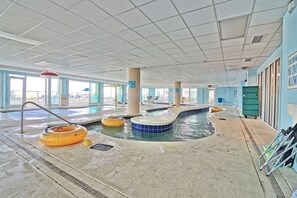 Appart'hôtel, 2 chambres | Piscine | Piscine couverte, piscine chauffée