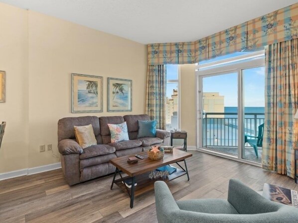 Appart'hôtel, 2 chambres | Coin séjour