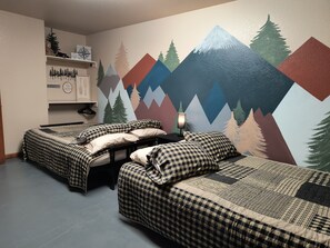 8 bedrooms, iron/ironing board, travel cot, free WiFi