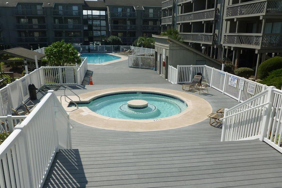 Apartamento, 2 habitaciones | Piscina | Una piscina climatizada